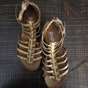 POP Gladiator Sandals, Brown/tan Size 9.5